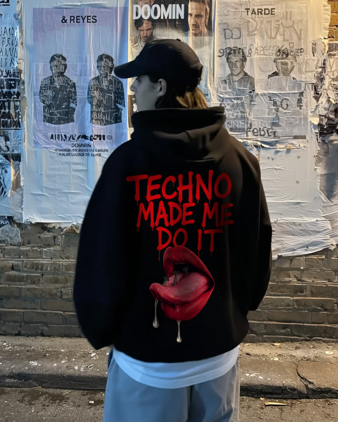 Techno made me do it - Oversized Hoodie